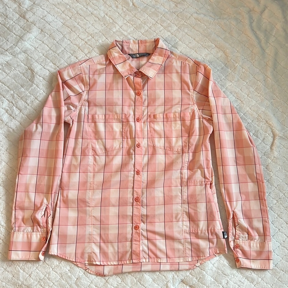 Women’s flannel North Face shirt
